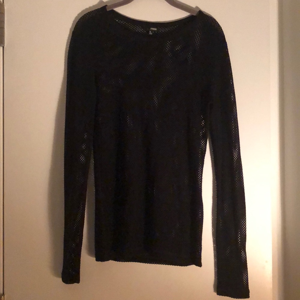 Wilfred Free Black fishnet l/ s fitted top :medium